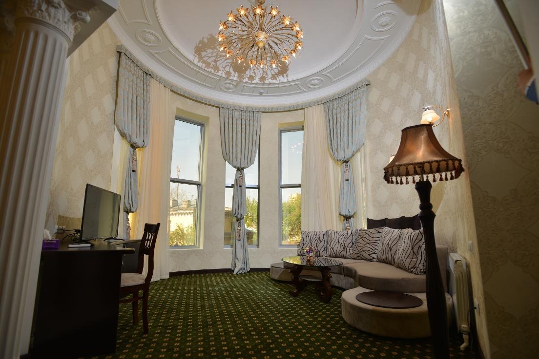 Gloria Hotel Tasjkent Exteriör bild